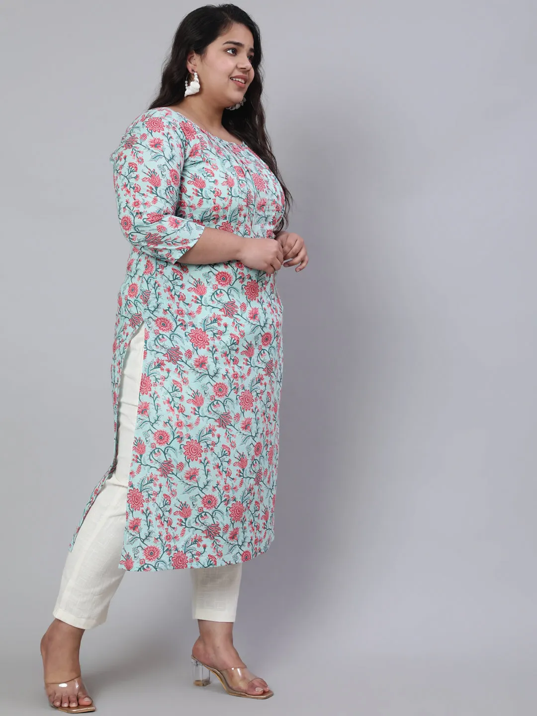 Plus Size Women Green Printed Straight Kurta With Three Quarters Sleeves