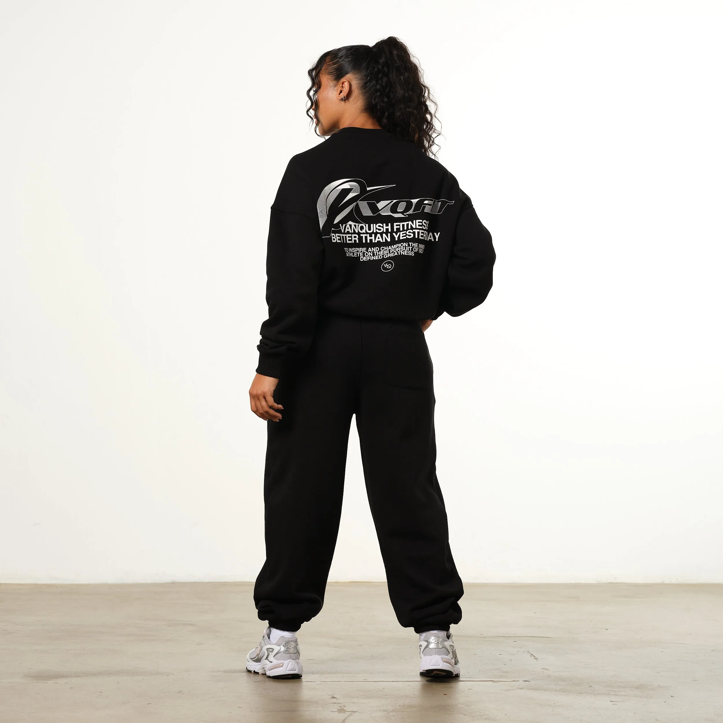 Vanquish Racer Black Oversized Sweatpants