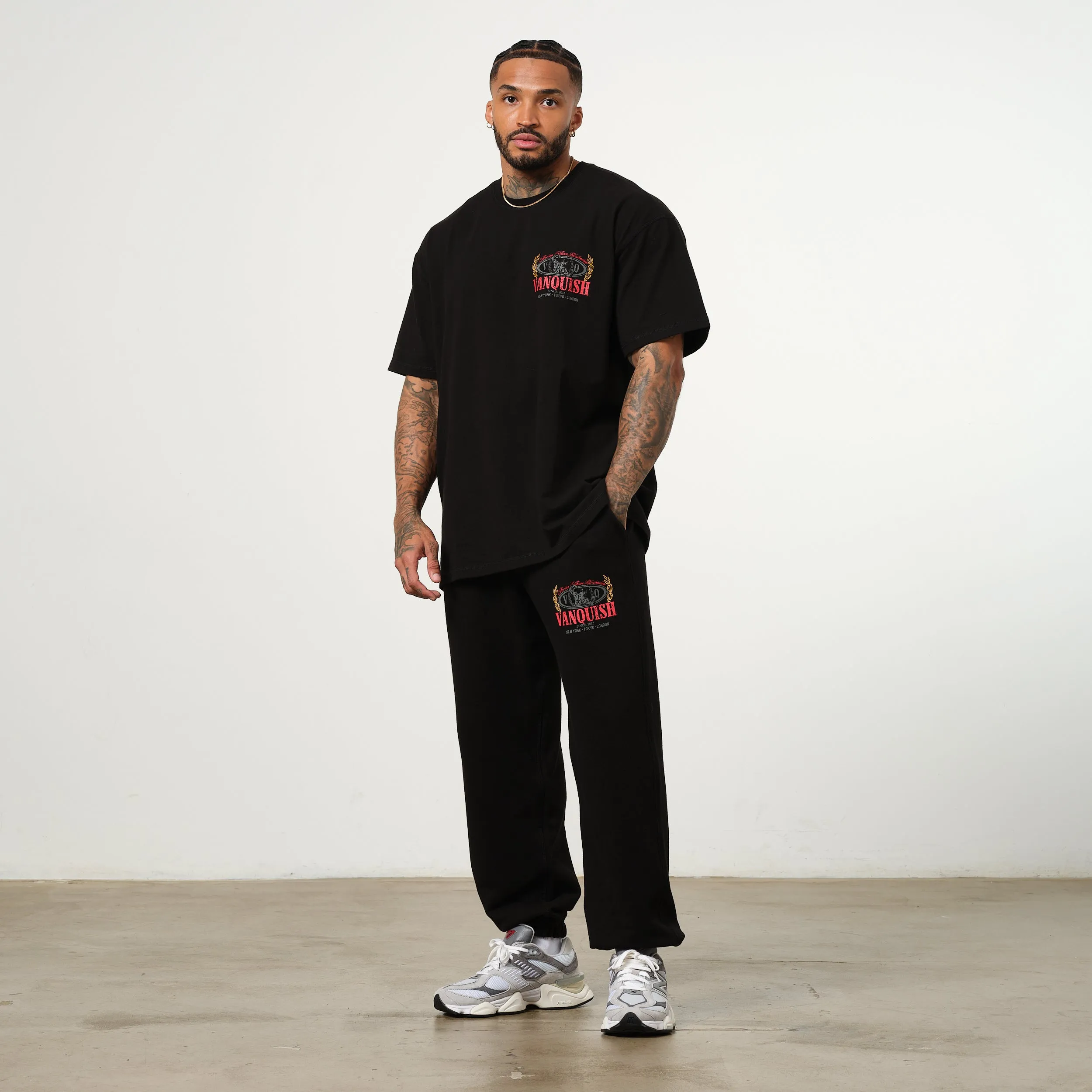 Vanquish Trophy Black Oversized Sweatpants