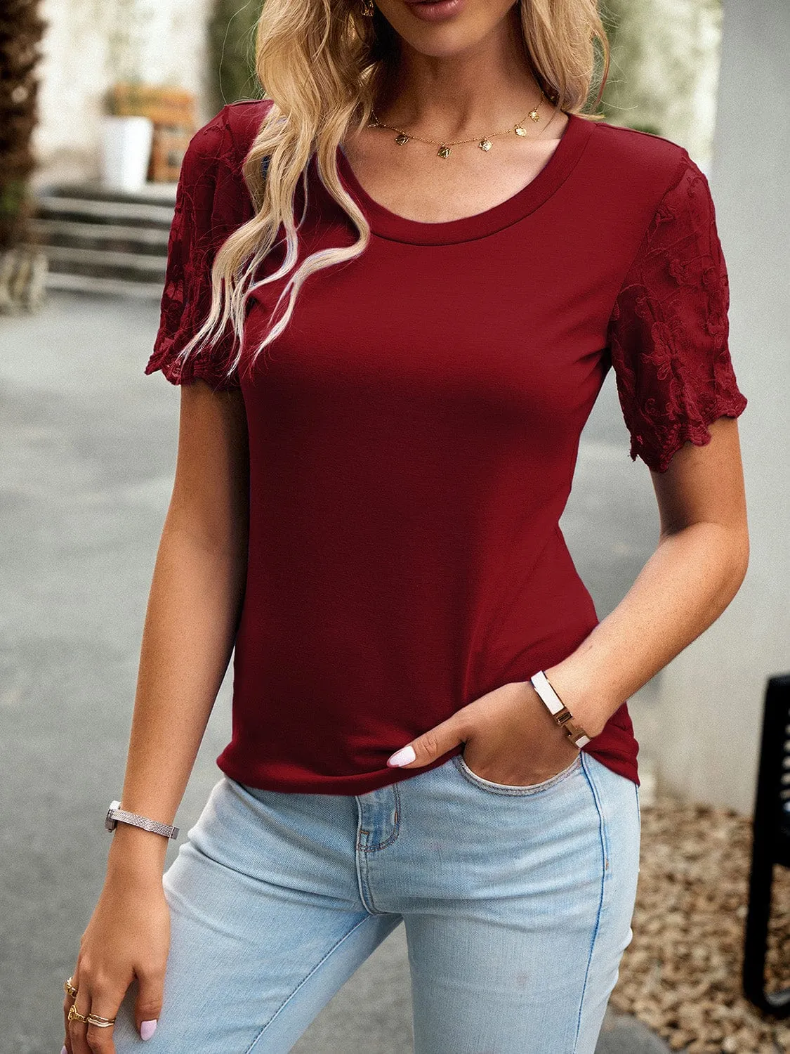 Women's Lace Detail Round Neck Short-Sleeved Shirt